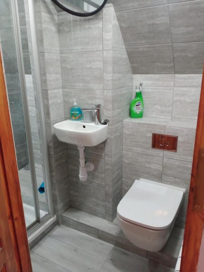 Uroczy Apartament Cracovia Esterno foto