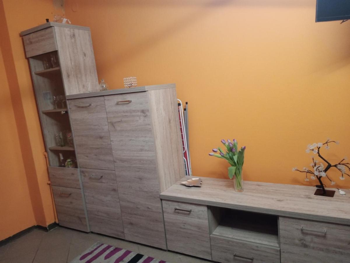 Uroczy Apartament Cracovia Esterno foto